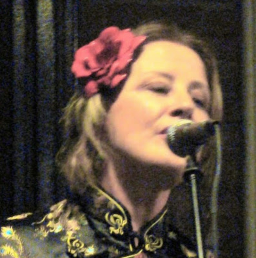 Meet your Posher, Helen